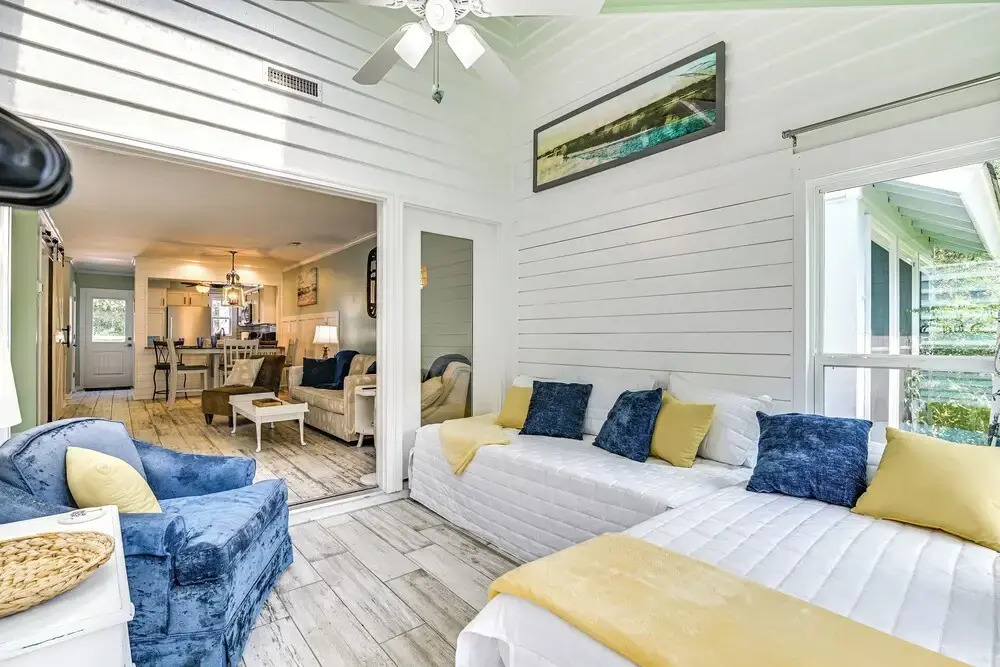 Chic Murrells Inlet Getaway ~ 2 Mi to Marsh Walk!