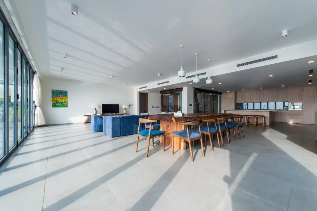 Ocean Front Villa Nha Trang