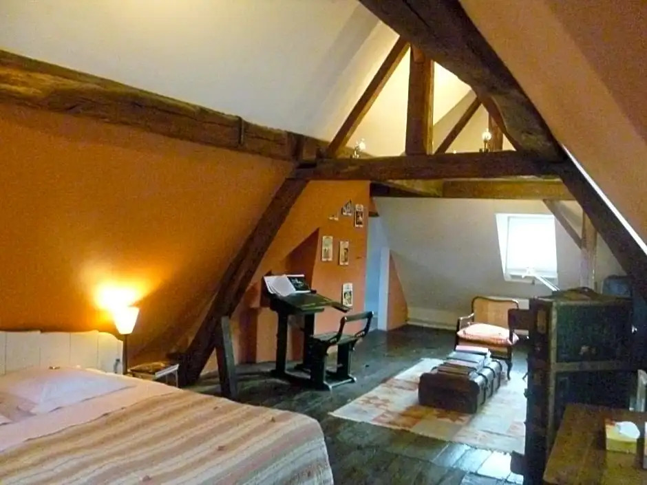 Chambre d'Hôtes Les Augustins (Parking sécurisé)