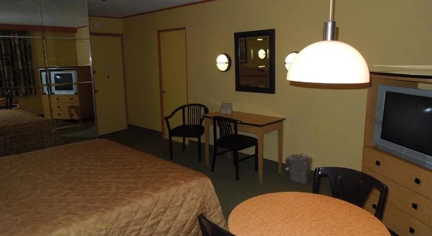 Bay Shore Inn