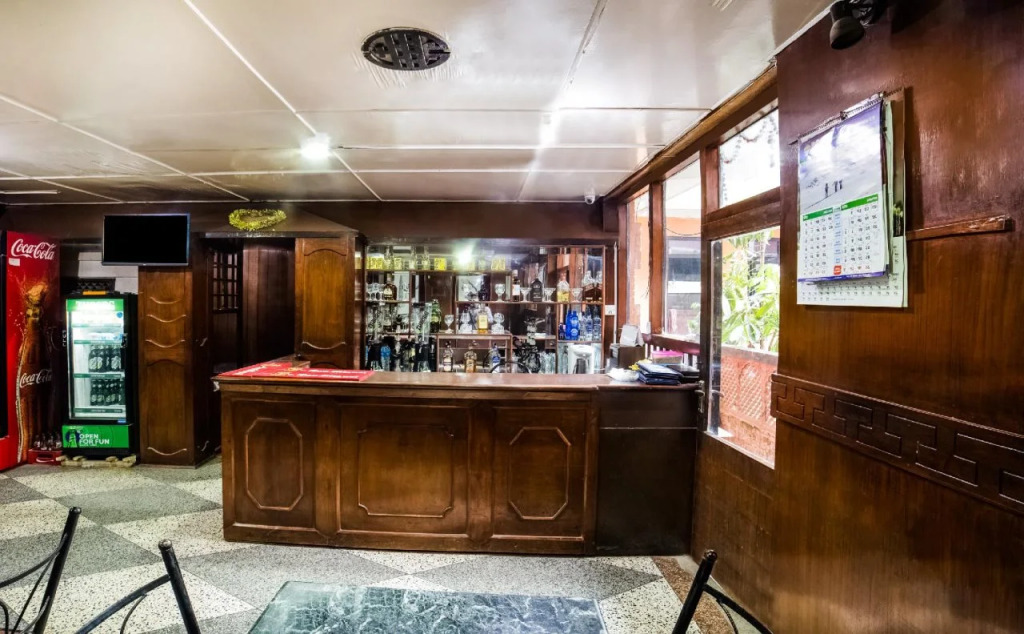 OYO 239 Hotel Kuti