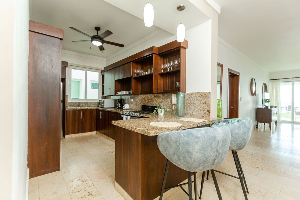 Escondido Bay Properties by Caribe Stays