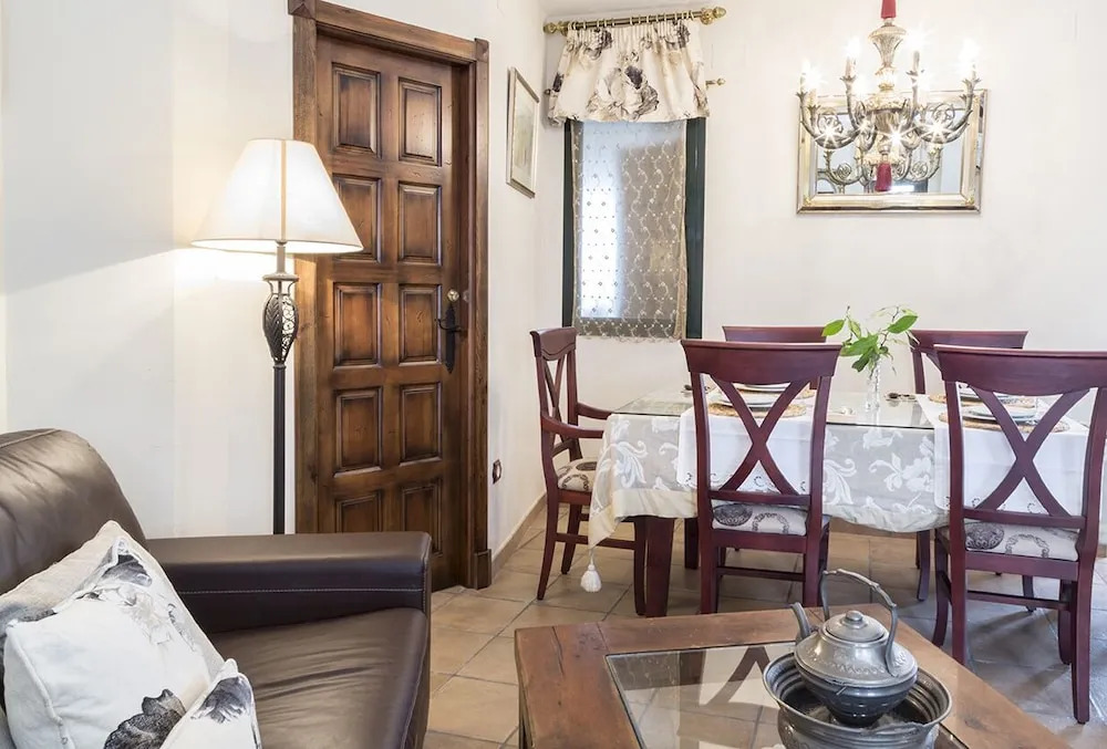 Mafloras Suites El Bosque