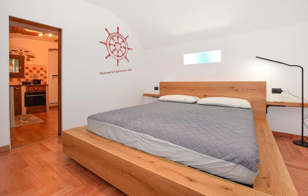 Beautiful Apartment in Celle Ligure With Wifi and 1 Bedrooms