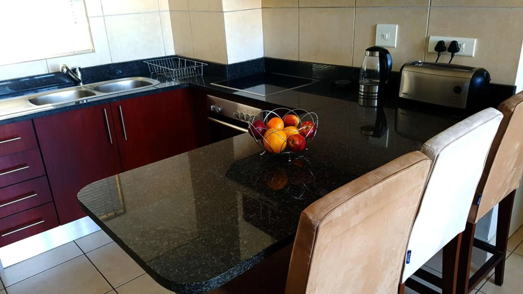 Nautica 708 Seaview Luxury Apartment