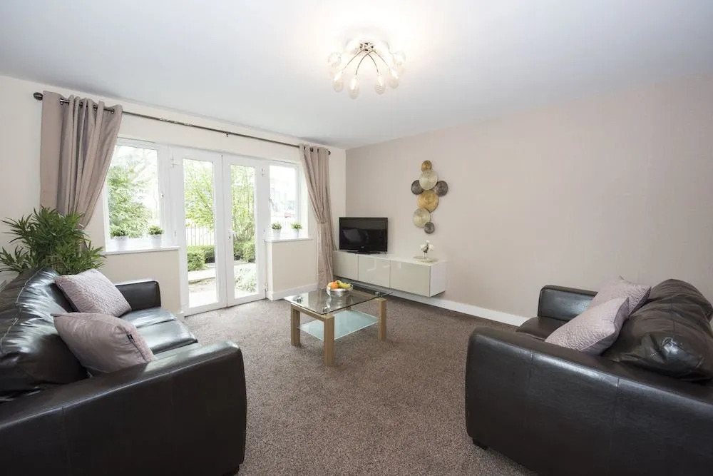 Elmcroft Court Serviced Apartments