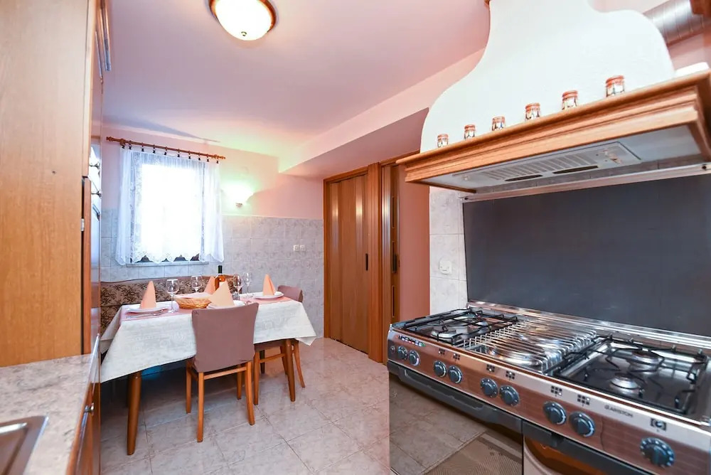 Apartment 1492