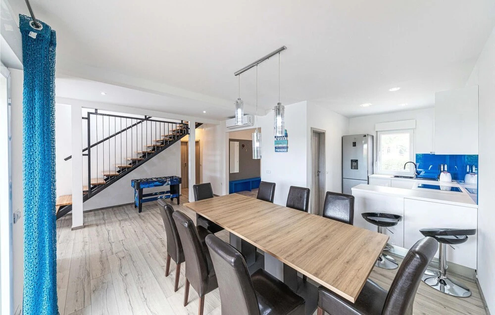 Beautiful Home In Kastel Kambelovac