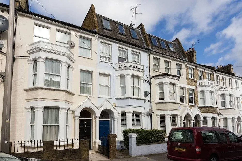 Stylish Fulham 2bed loft flat, 5 min from tube
