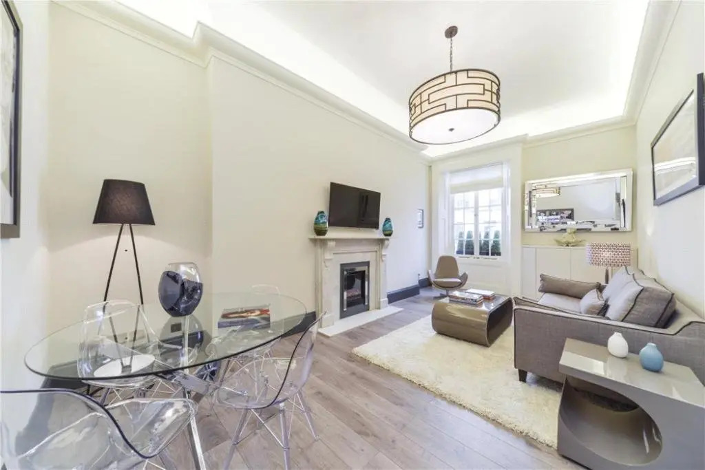 Beautiful 1 Bedroom Apartment Ovington Square