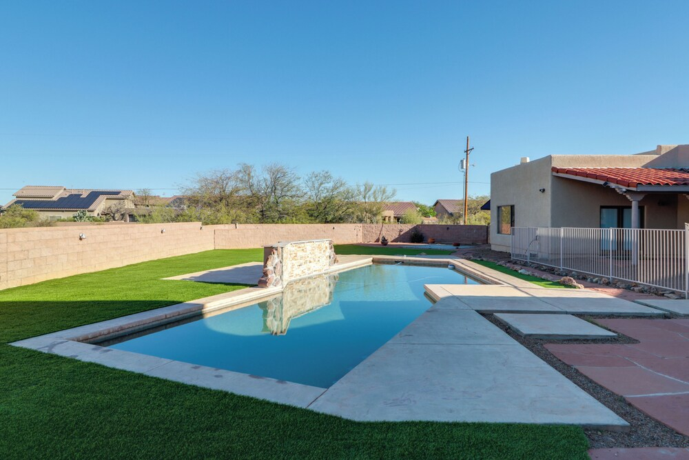 Pool & Views! Luxury Sonoran Desert Oasis Retreat