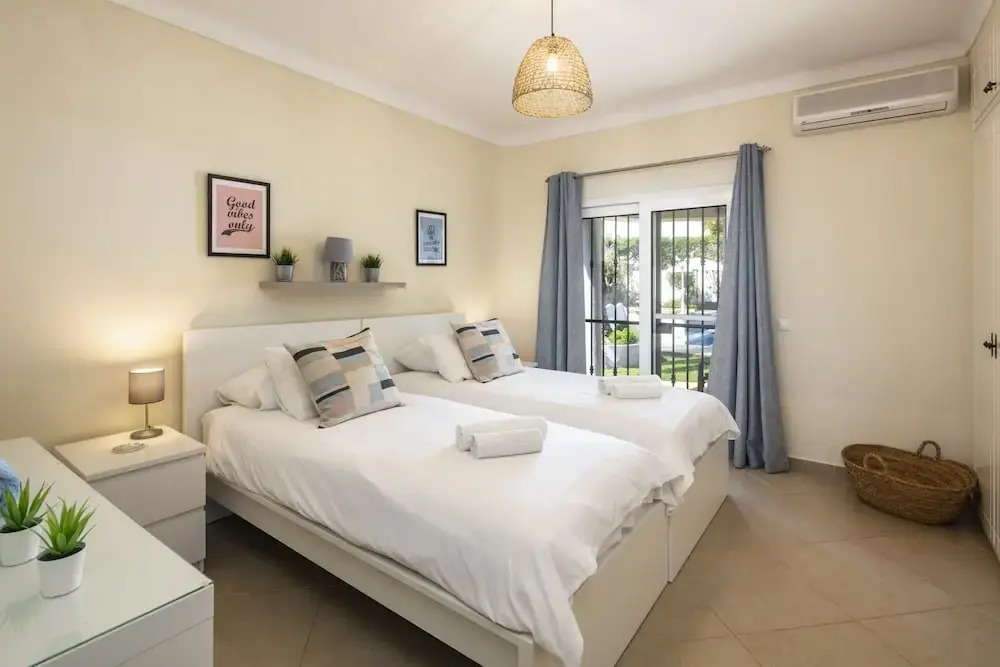 Villa in coastal town of Carvoeiro, Algarve