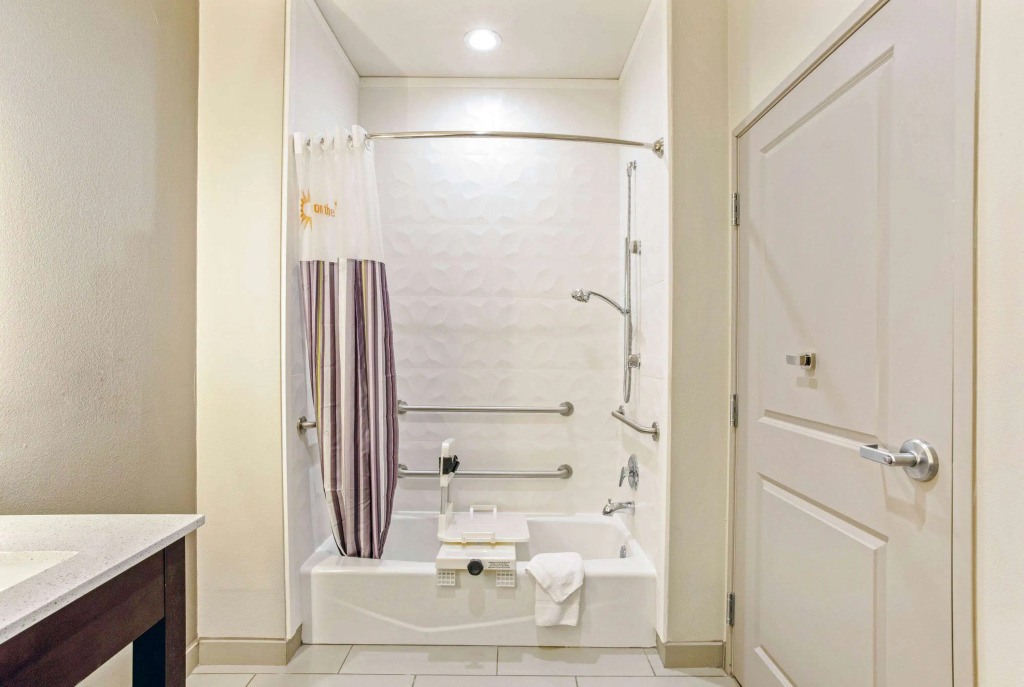 La Quinta Inn & Suites by Wyndham Sweetwater East
