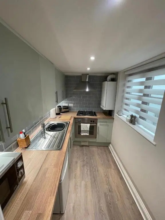 Dancy Mews Over 30's Only apartment