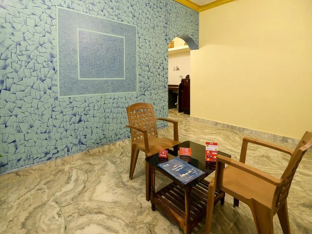 OYO 1964 Apartment Aajo