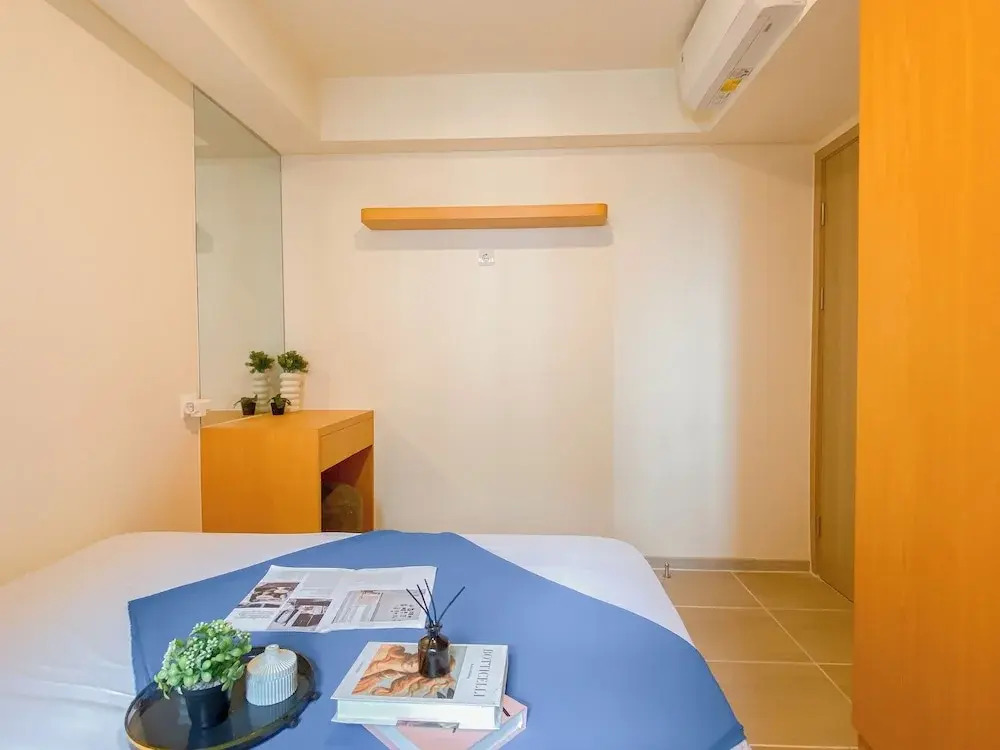 Cozy And Elegant Meikarta Apartment 2Br
