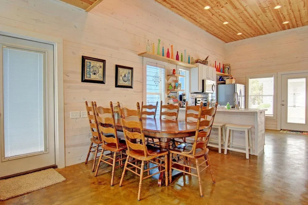 6 On The Beach VW6