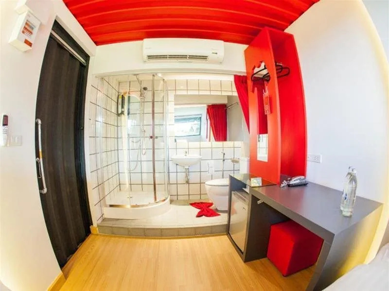 Little Box Hotel