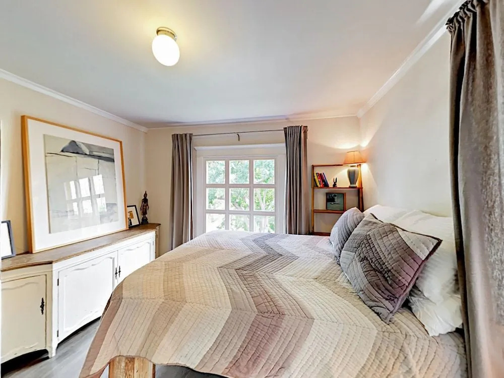 Echo Park House 2 Bedrooms 2 Bathrooms Home