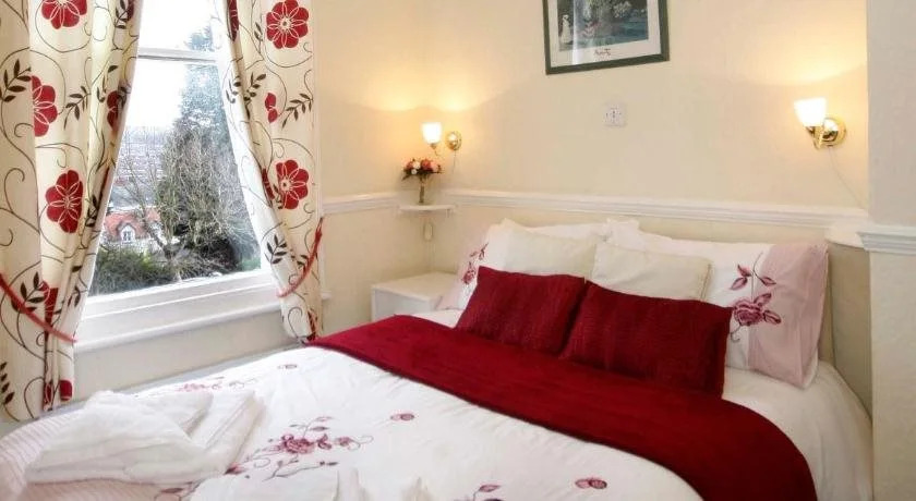 Warwick Hotel