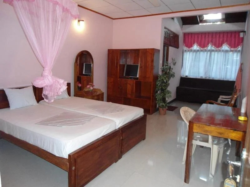 Sithmini Hotel