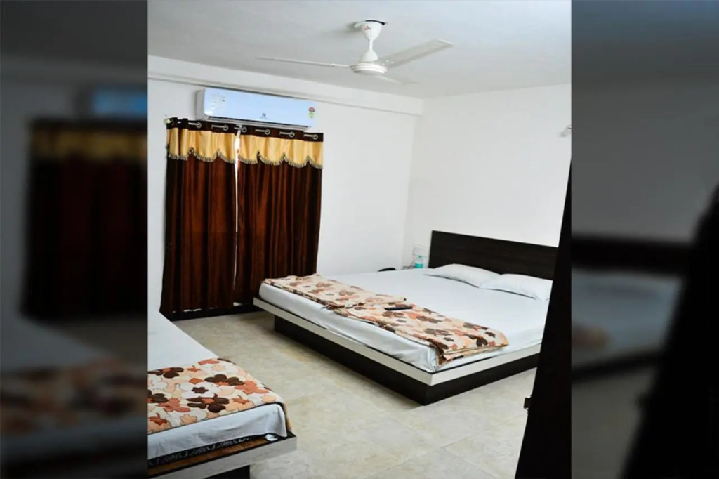 Hotel Bholenath Palace - Infront of Mahakal Temple