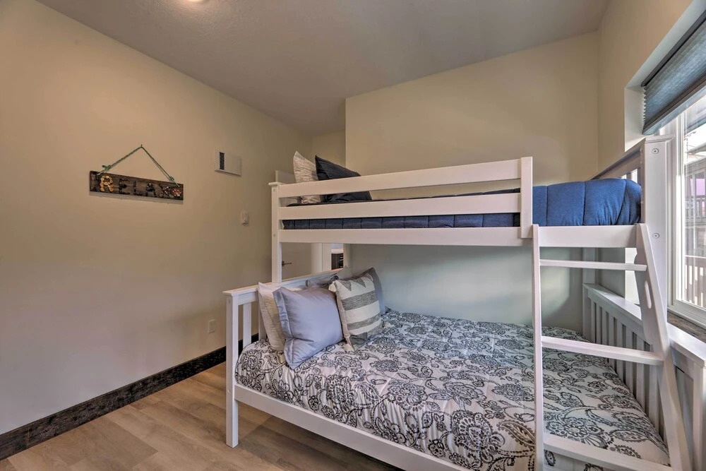 Remodeled Sanderling Sea Cottages, Unit 4