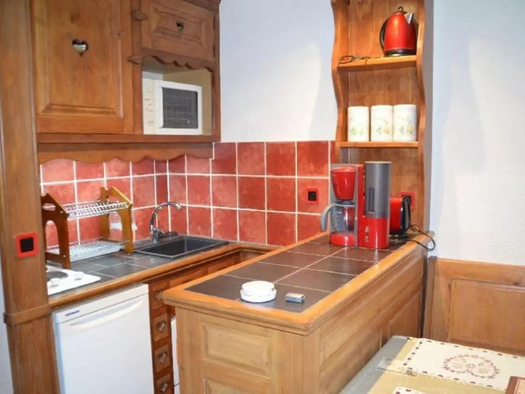 Appartement Les Menuires, 1 pièce, 4 personnes - FR-1-452-151