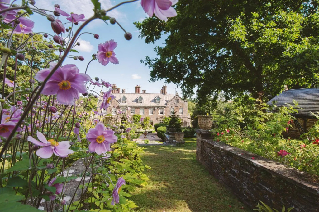 Langdon Court Hotel