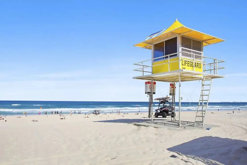 Newly Renovated Unit 250m To The Beach