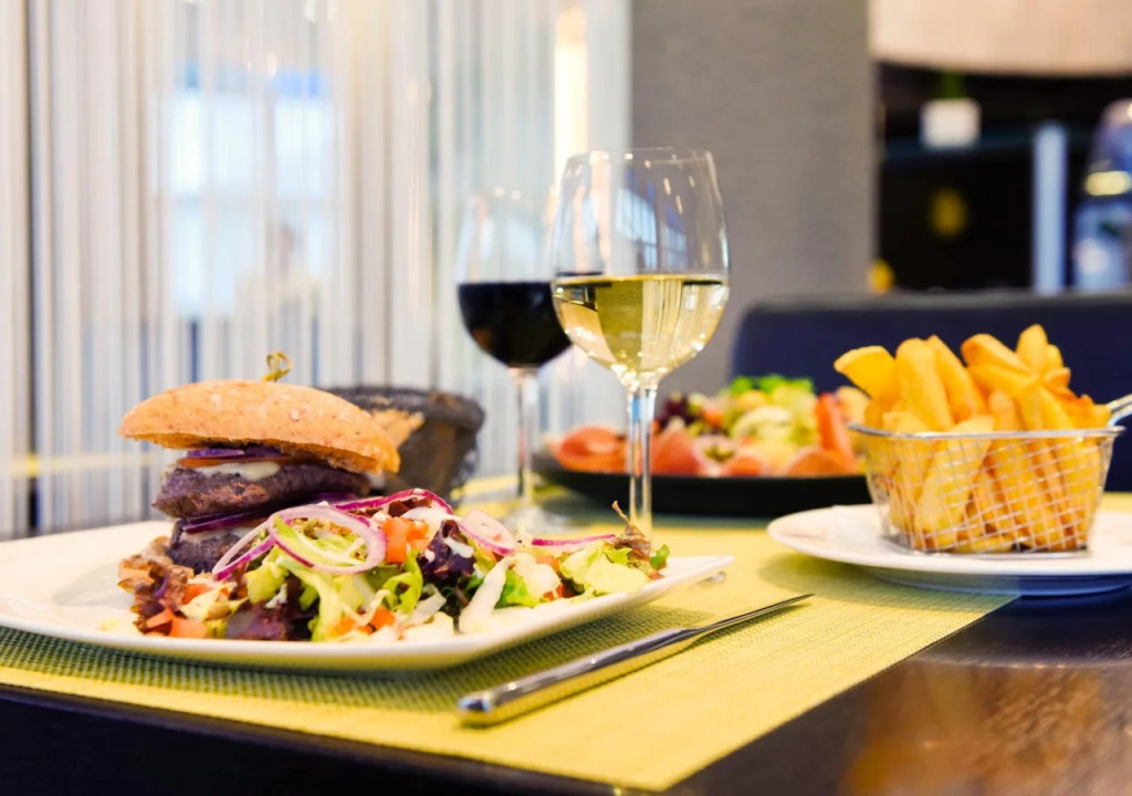Ibis Luxembourg Airport