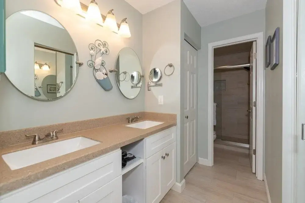 Casa Bella At Sea Place New 3 Bedroom Home by RedAwning