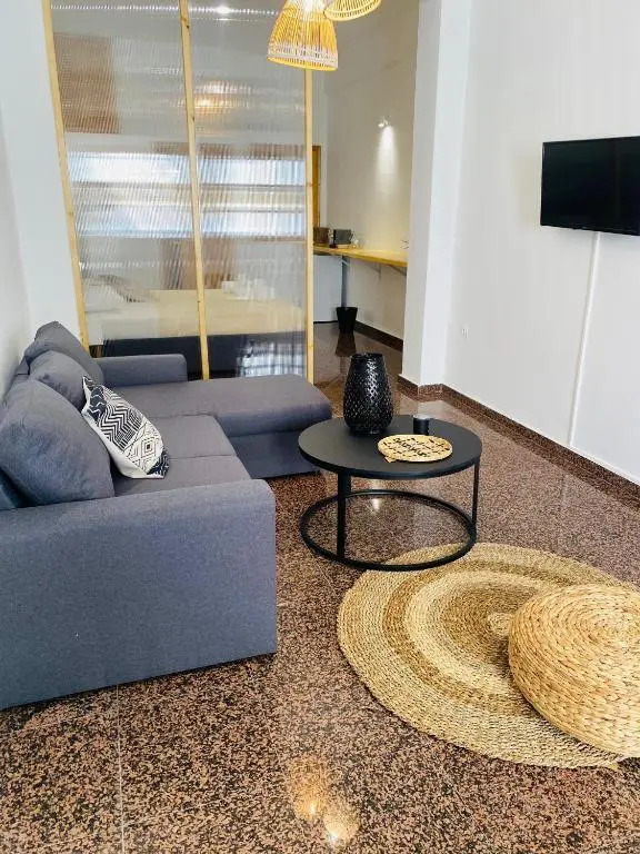Homdwell Fine Living 1