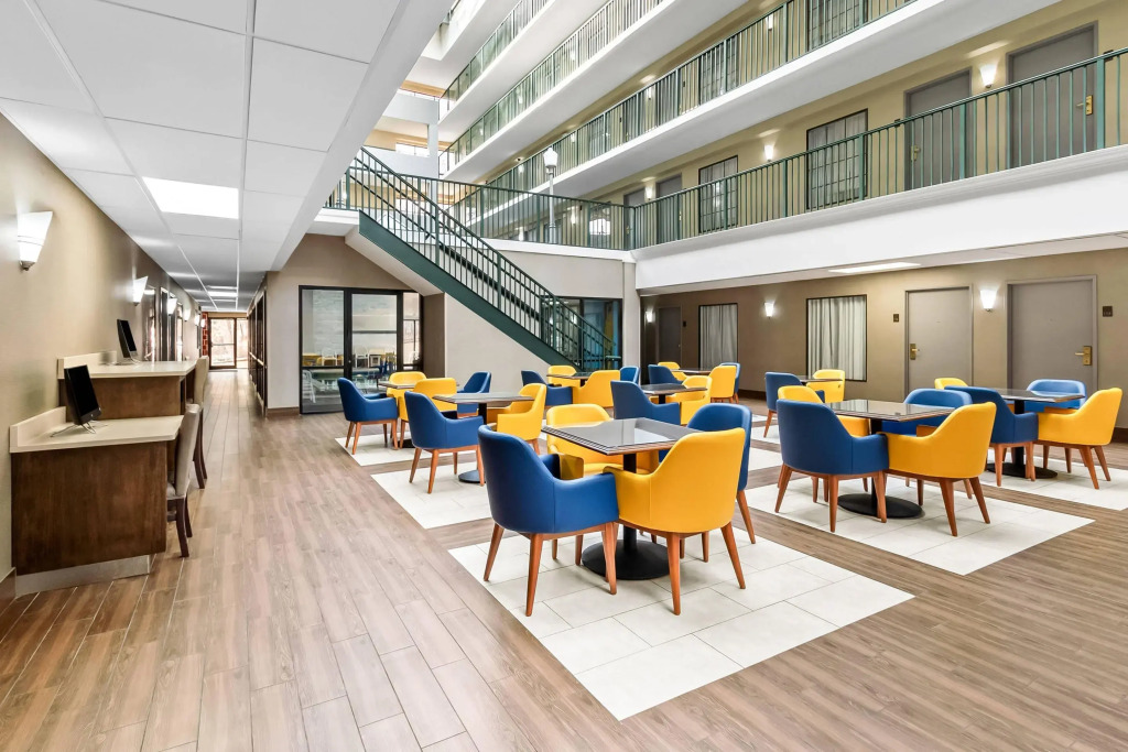 Comfort Suites Near Potomac Mills