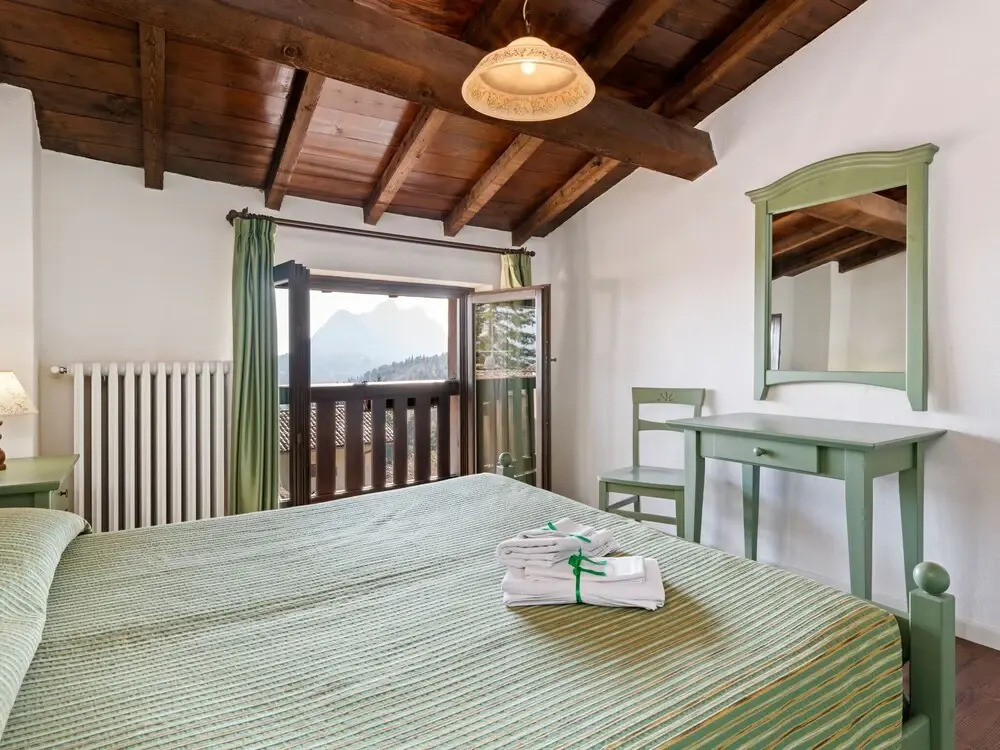 Cosy Holiday Home in Gargnano With Garden