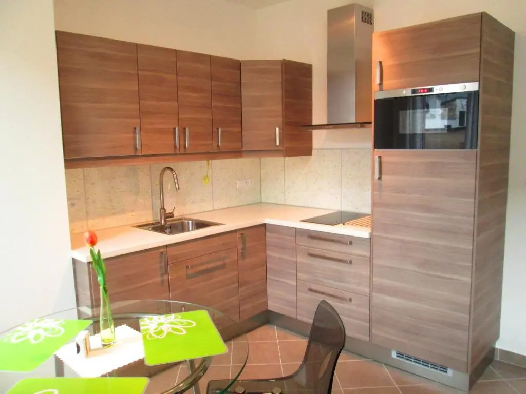 Leongargt Apartments