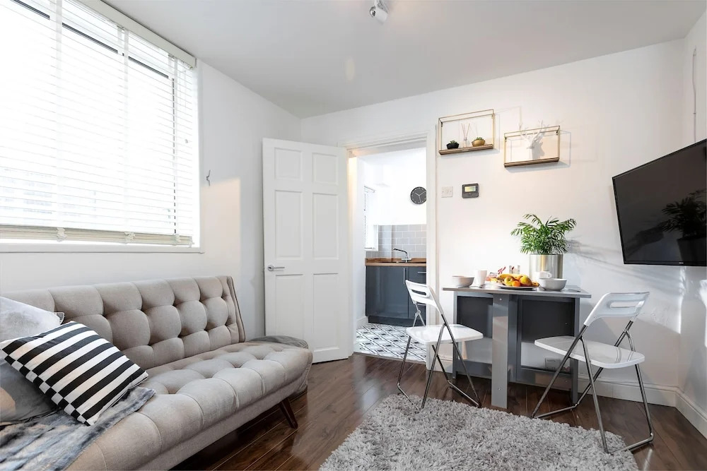 Cosy Plymouth Moorview Apartment
