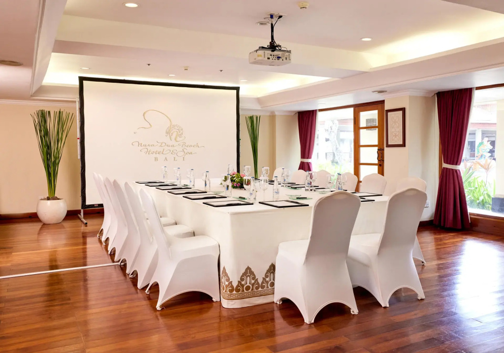 Nusa Dua Beach Hotel and Spa - Handwritten Collection