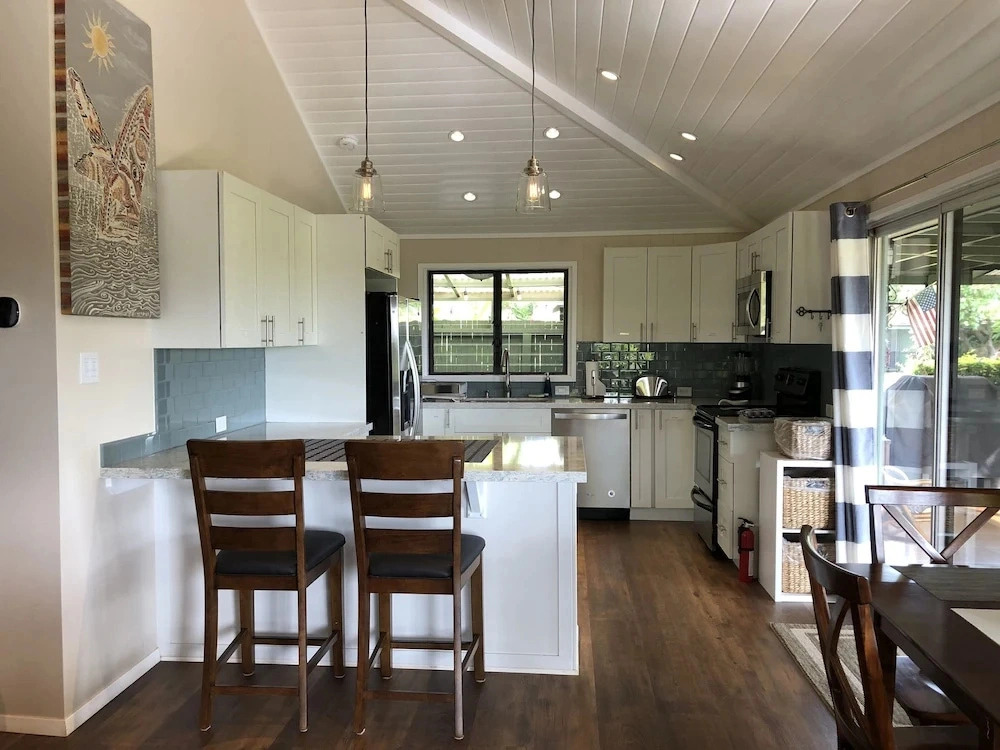 Private Kaanapali Cottage / Walk To The Beach/Serene Gardens cottage