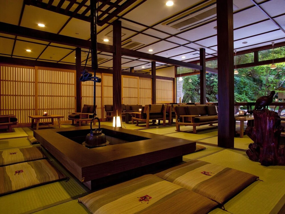 Gora Hanaougi-Sounkaku