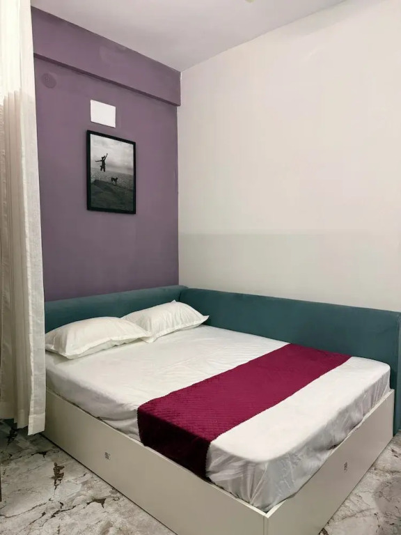C Suites Bren