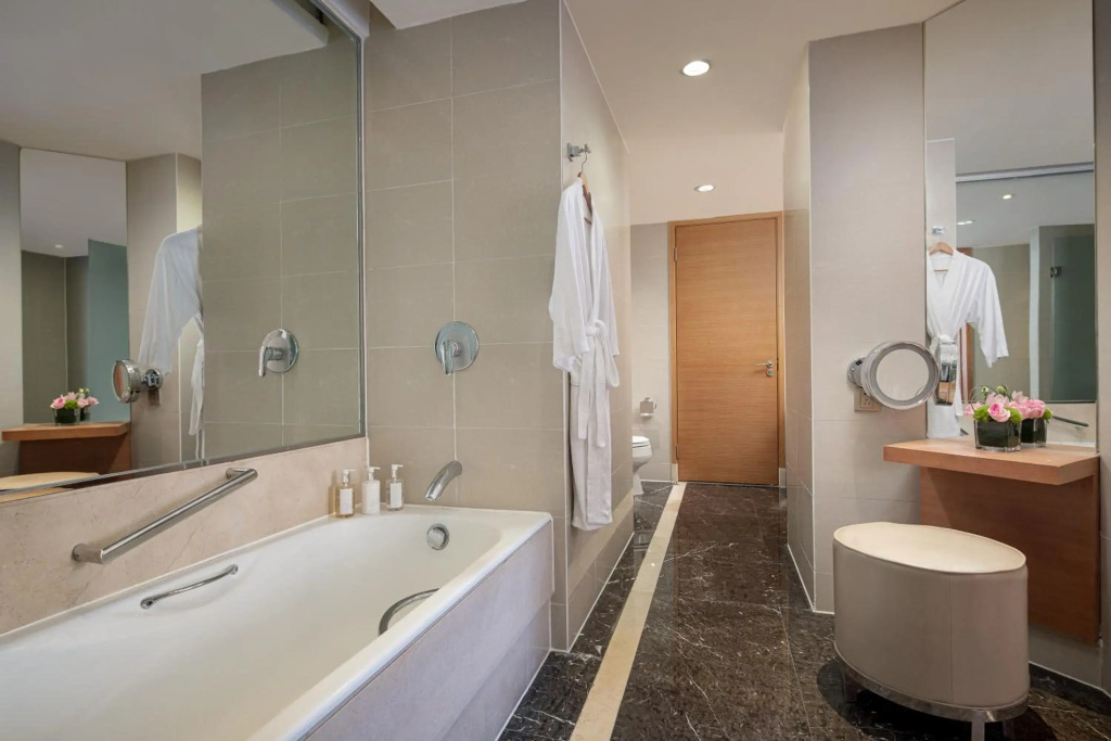 Holiday Inn Chengdu Century City-EastTower by IHG