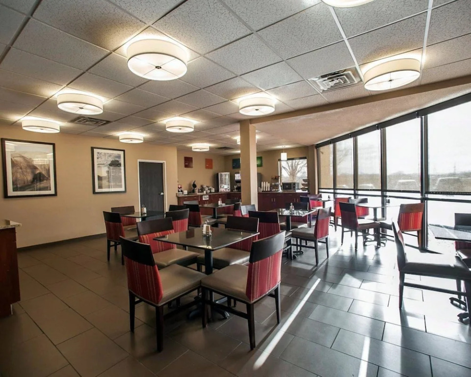 Comfort Inn & Suites