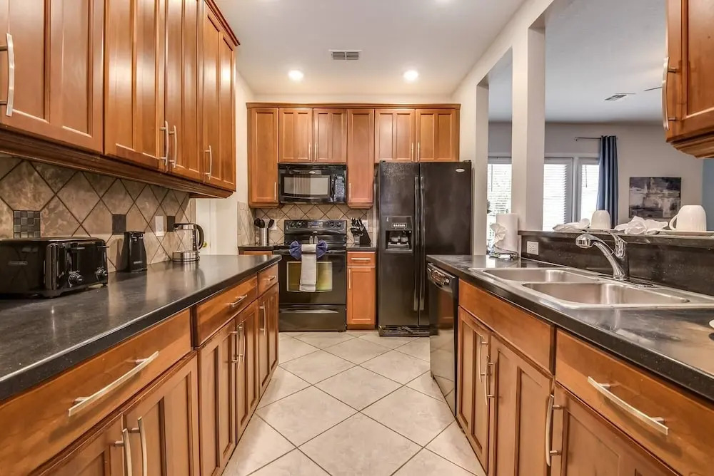 Stylish NEW Renovation in Reunion Resort - Large Patio and Pool Deck 3bd/3.5ba #3ru456