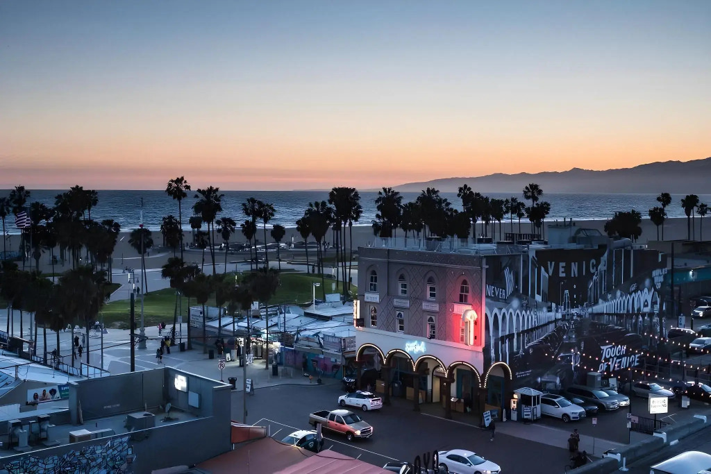 Samesun Venice Beach Hotel & Hostel