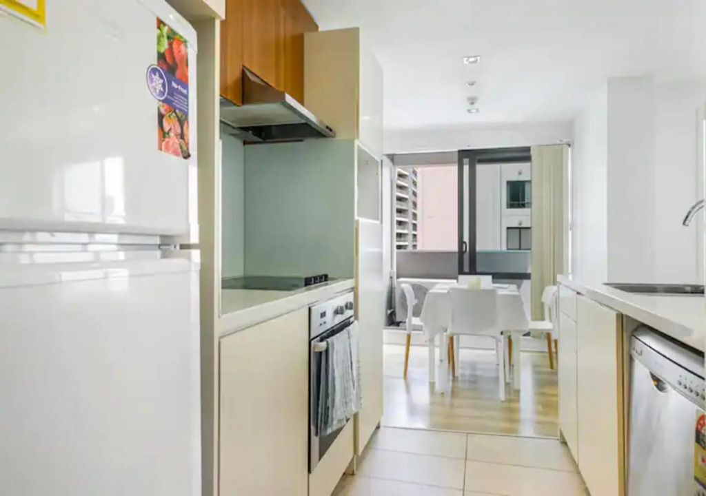 Central two-bedroom apartment close to Spark Arena