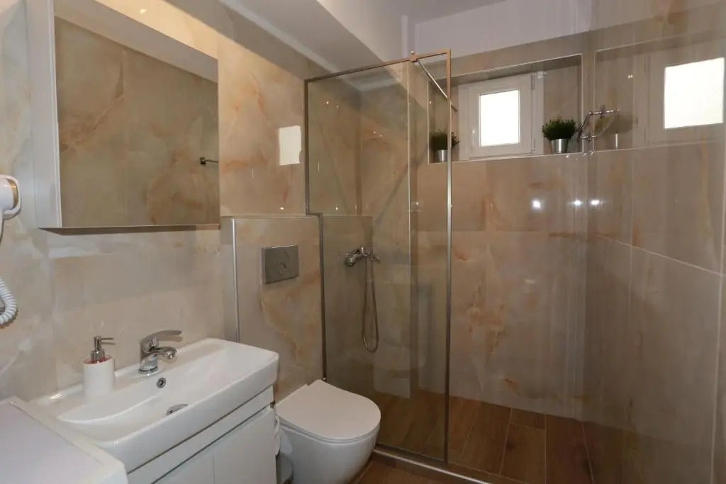 Bianca Suites