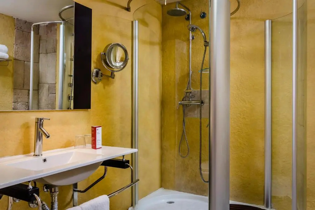 Dorma Cunit Suites & Spa