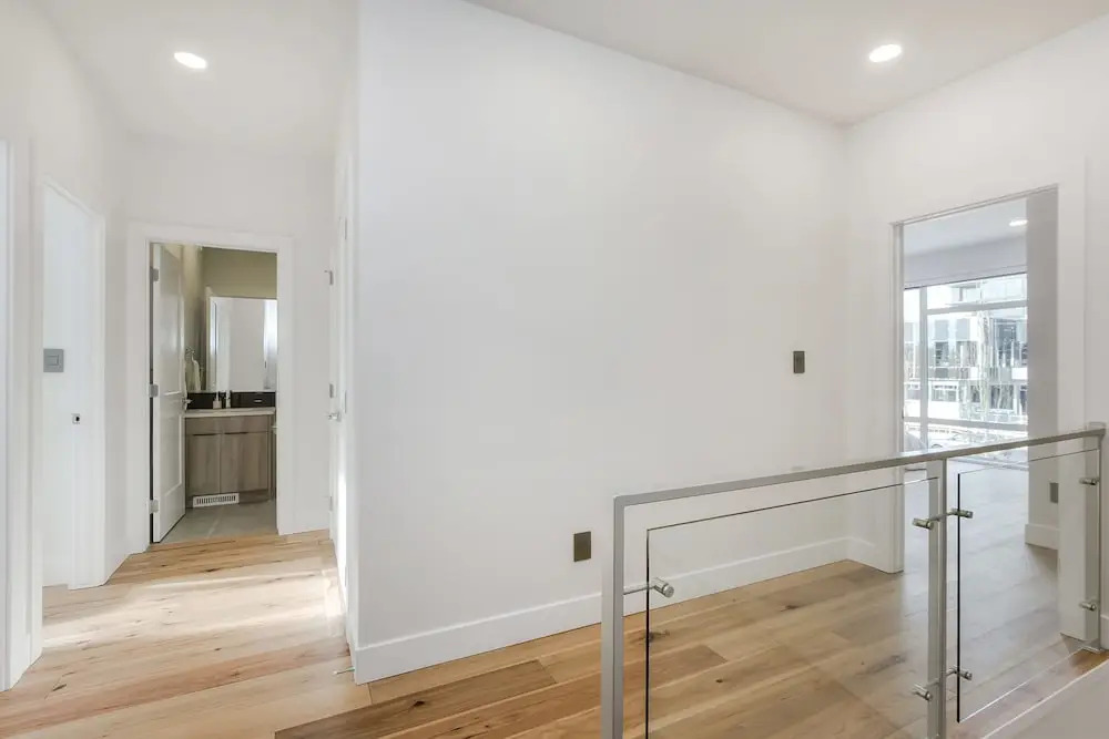 New Luxury Townhome 29