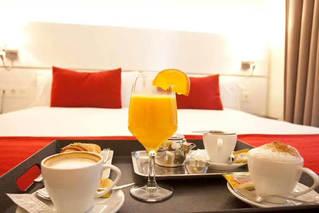 Hotel Pompaelo Plaza del Ayuntamiento & Spa